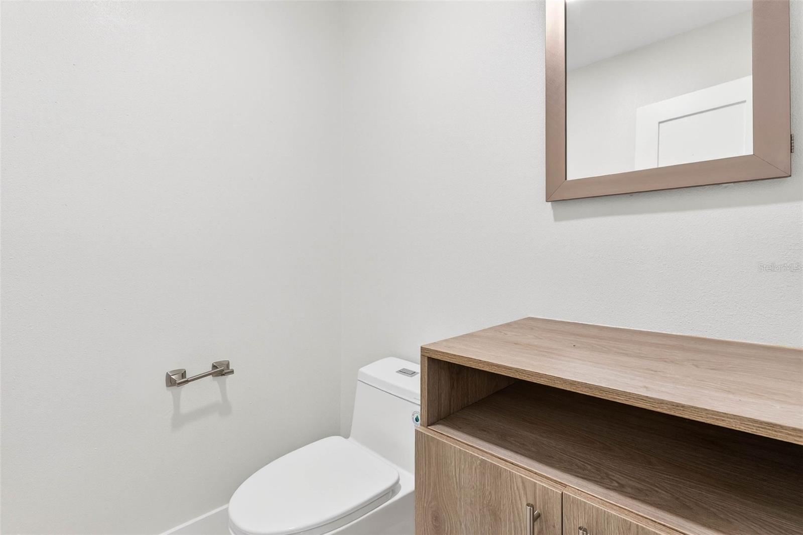 319 MIDWAY IS, CLEARWATER BEACH, FL, 33767