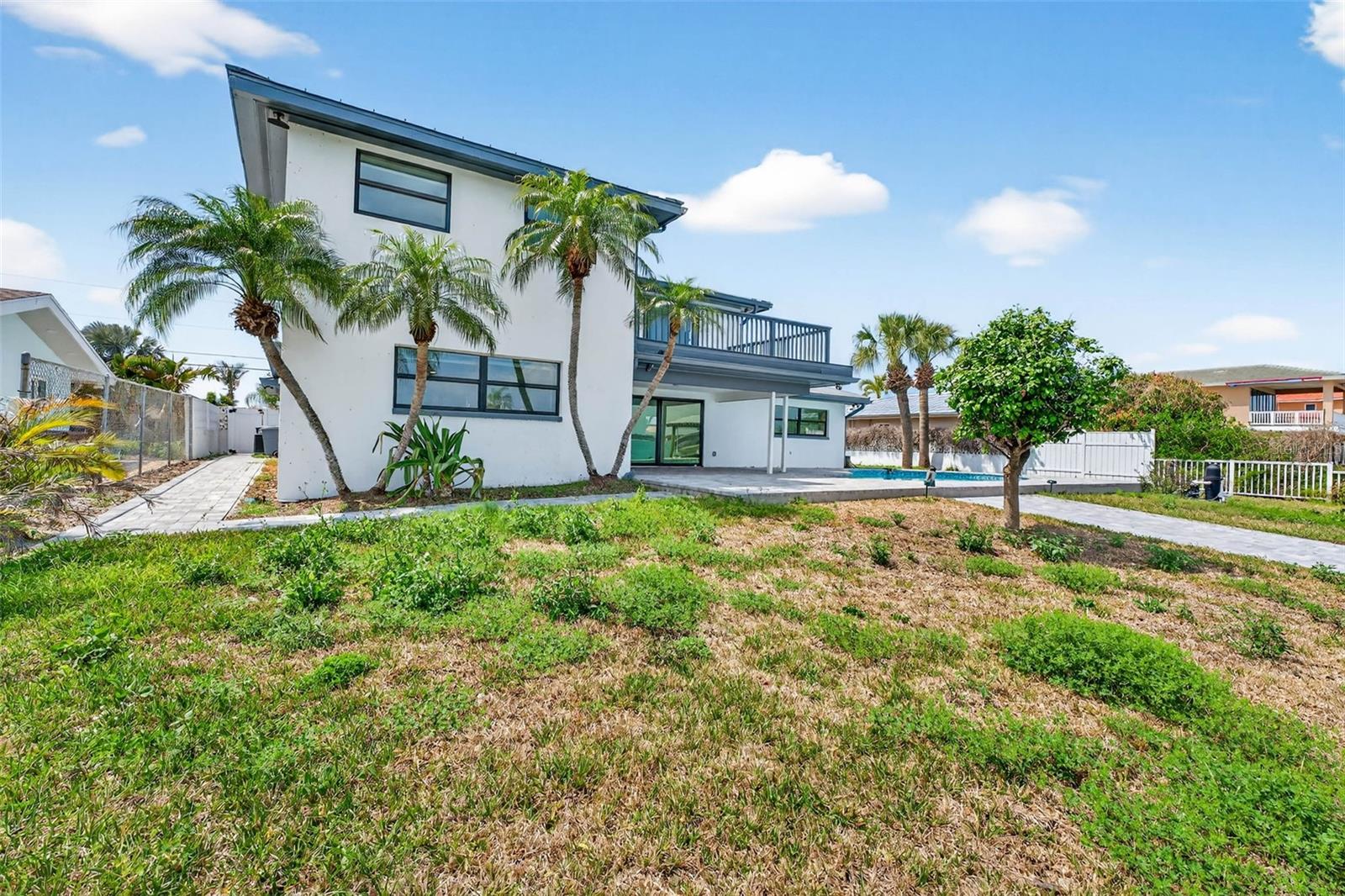 319 MIDWAY IS, CLEARWATER BEACH, FL, 33767