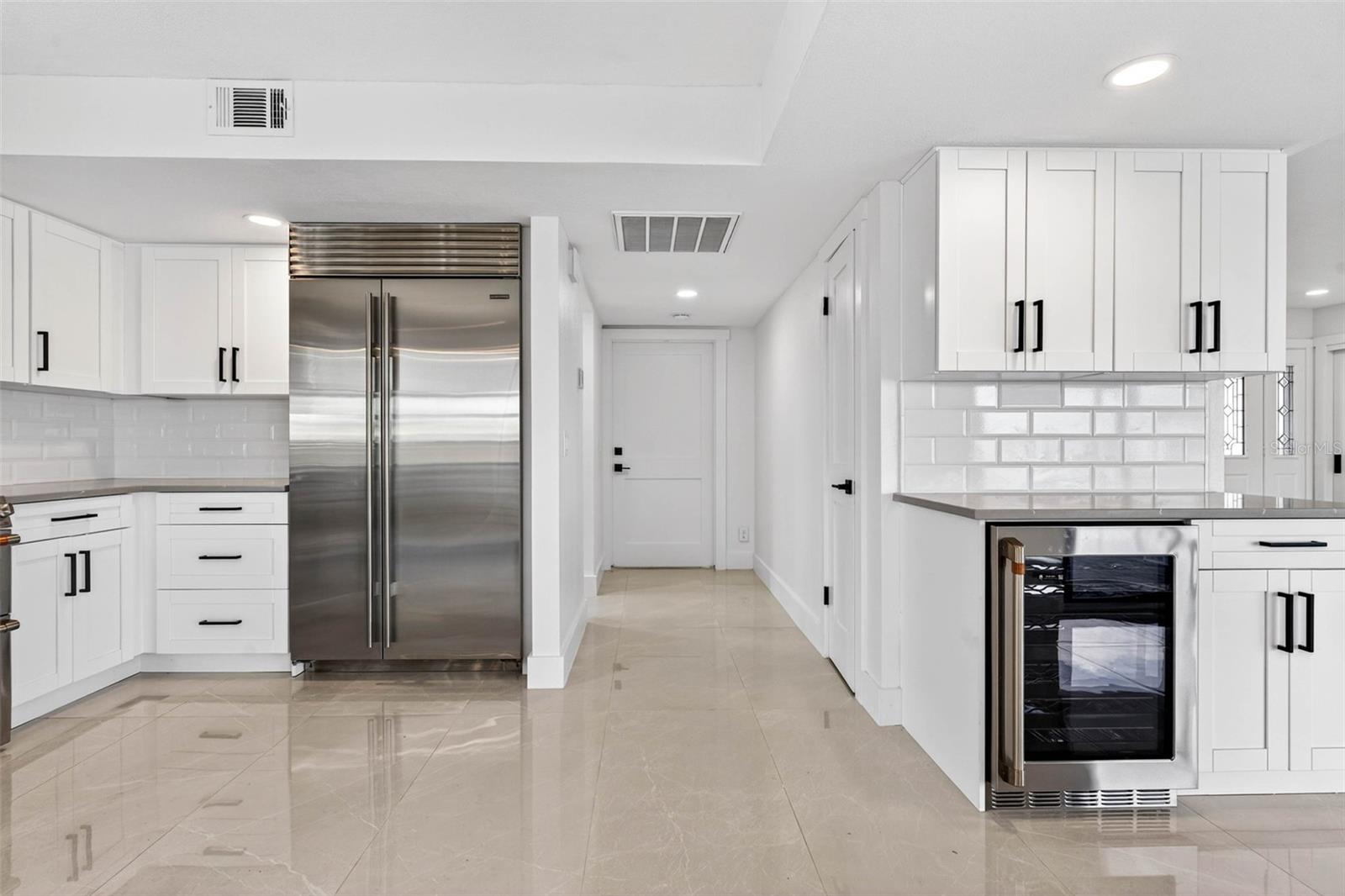 319 MIDWAY IS, CLEARWATER BEACH, FL, 33767