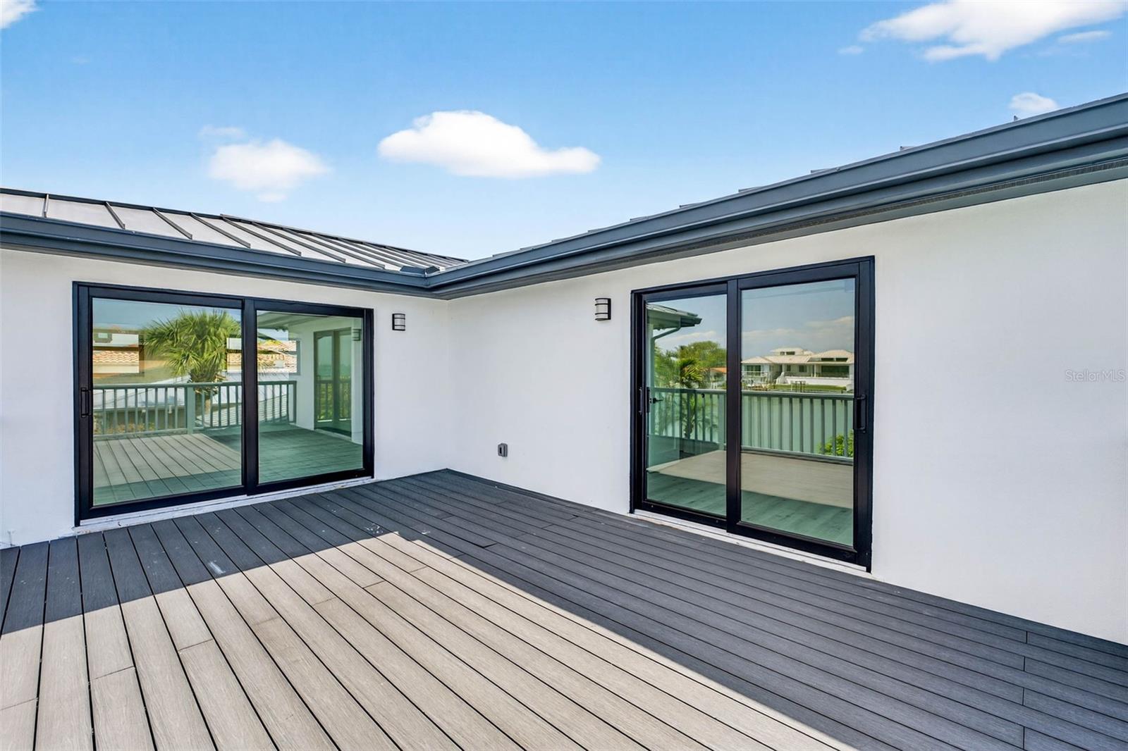 319 MIDWAY IS, CLEARWATER BEACH, FL, 33767