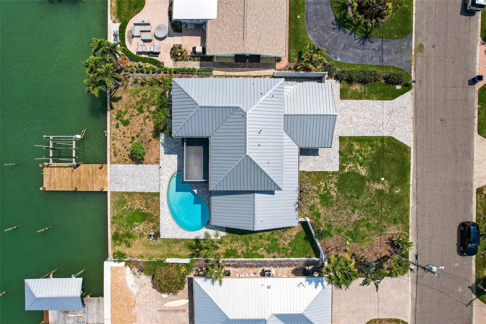 319 MIDWAY IS, CLEARWATER BEACH, FL, 33767