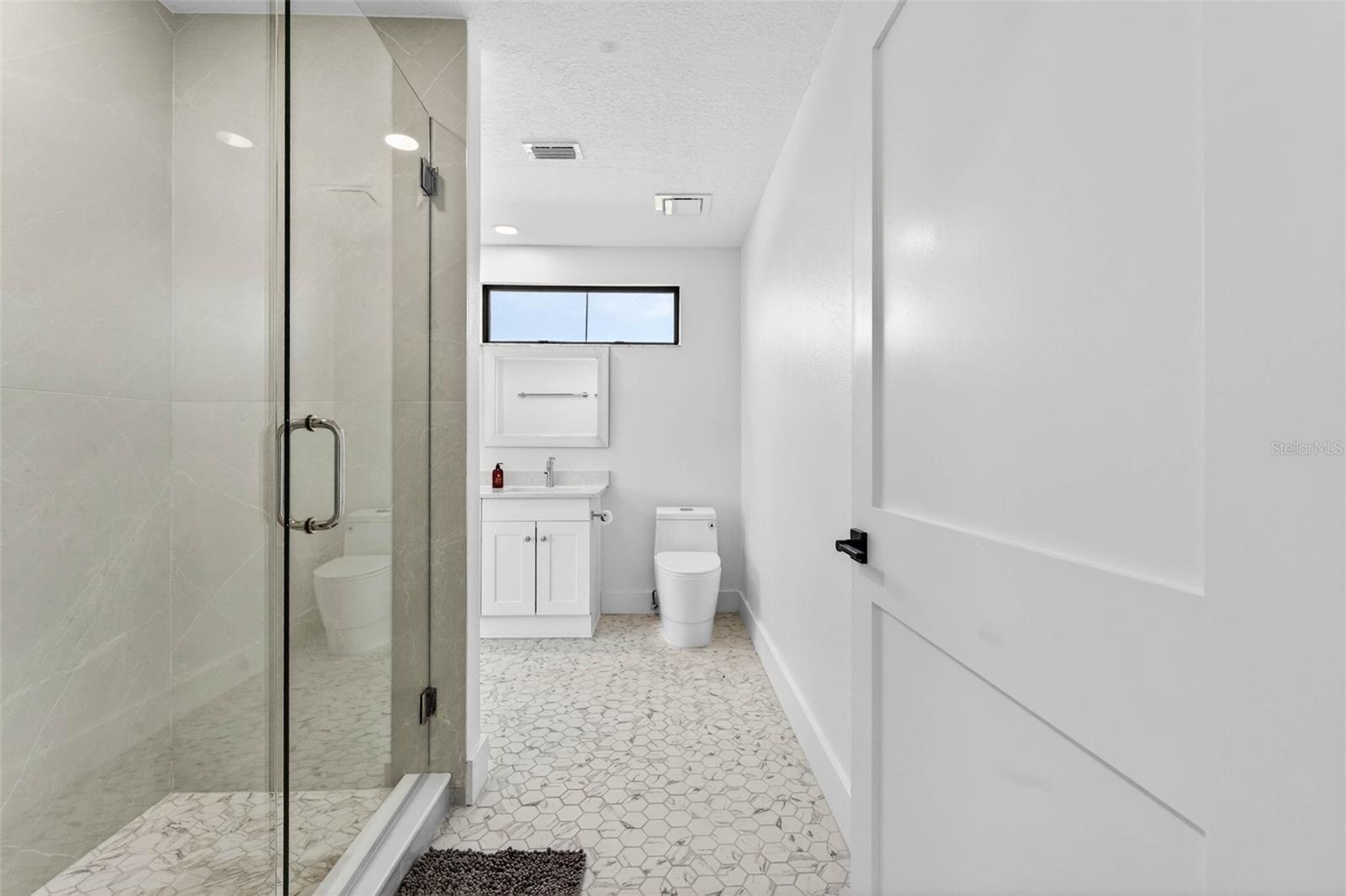 319 MIDWAY IS, CLEARWATER BEACH, FL, 33767