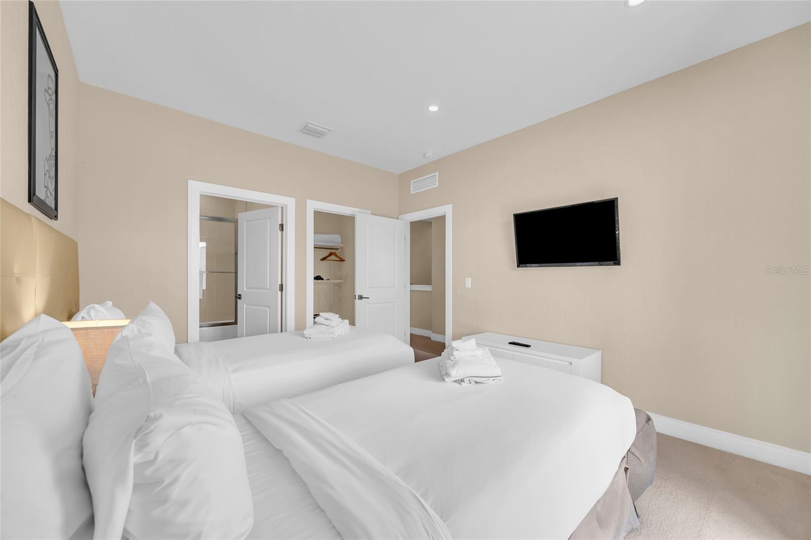 3158 BRASILIA AVE, KISSIMMEE, FL, 34747