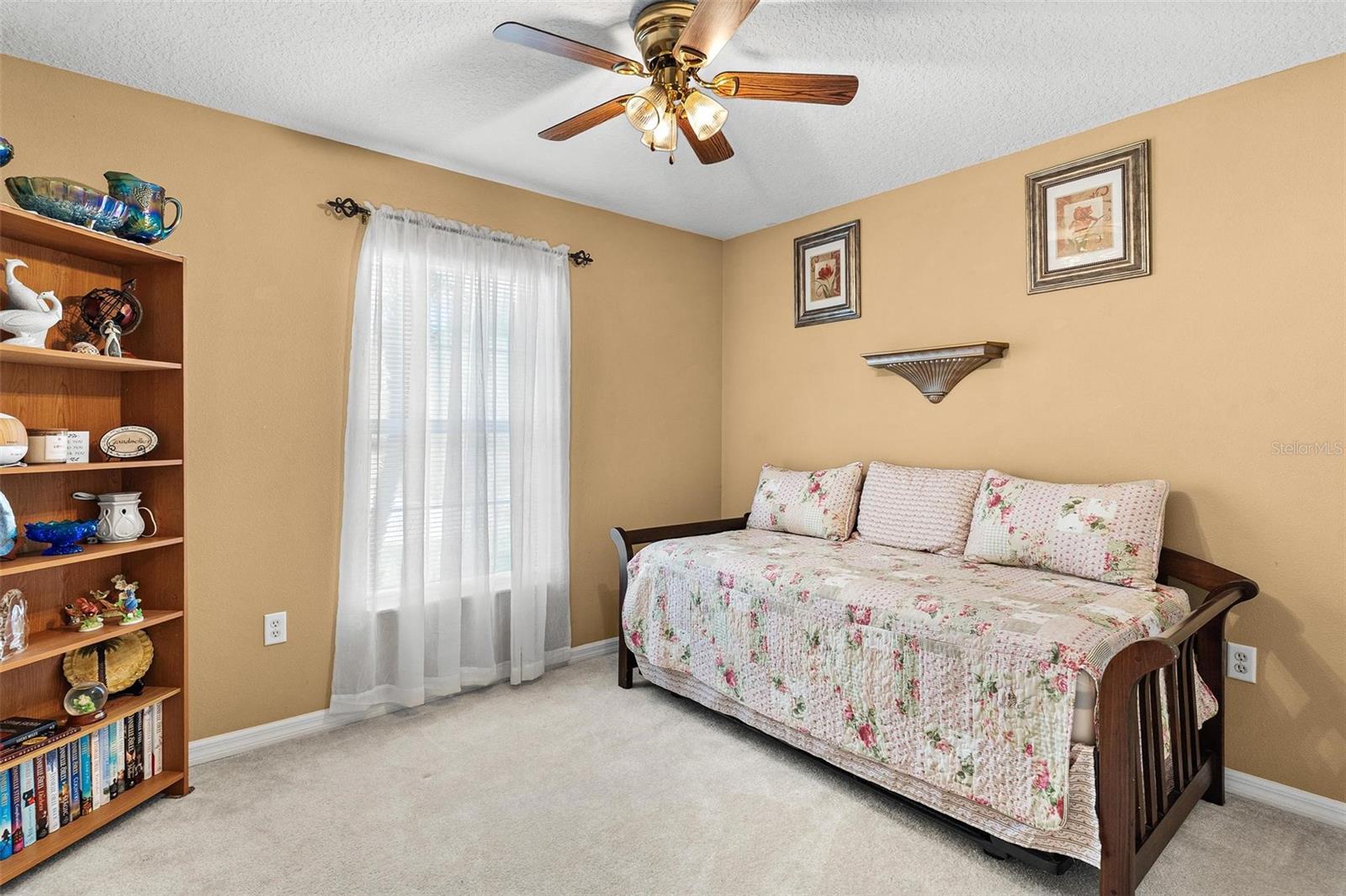 93 FAIRWAY CIR, UMATILLA, FL, 32784