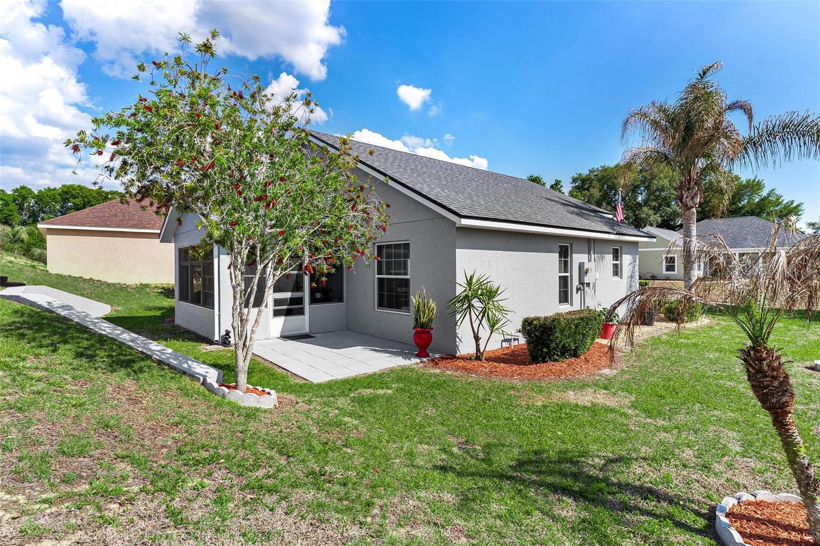93 FAIRWAY CIR, UMATILLA, FL, 32784