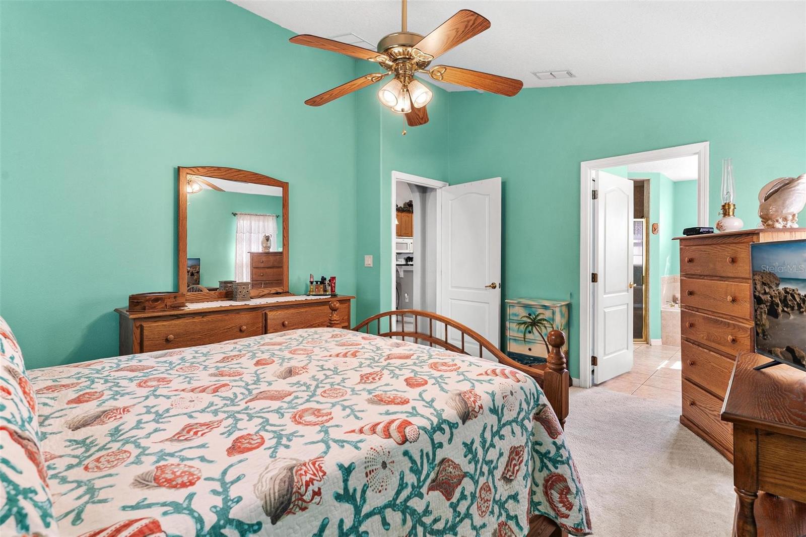 93 FAIRWAY CIR, UMATILLA, FL, 32784