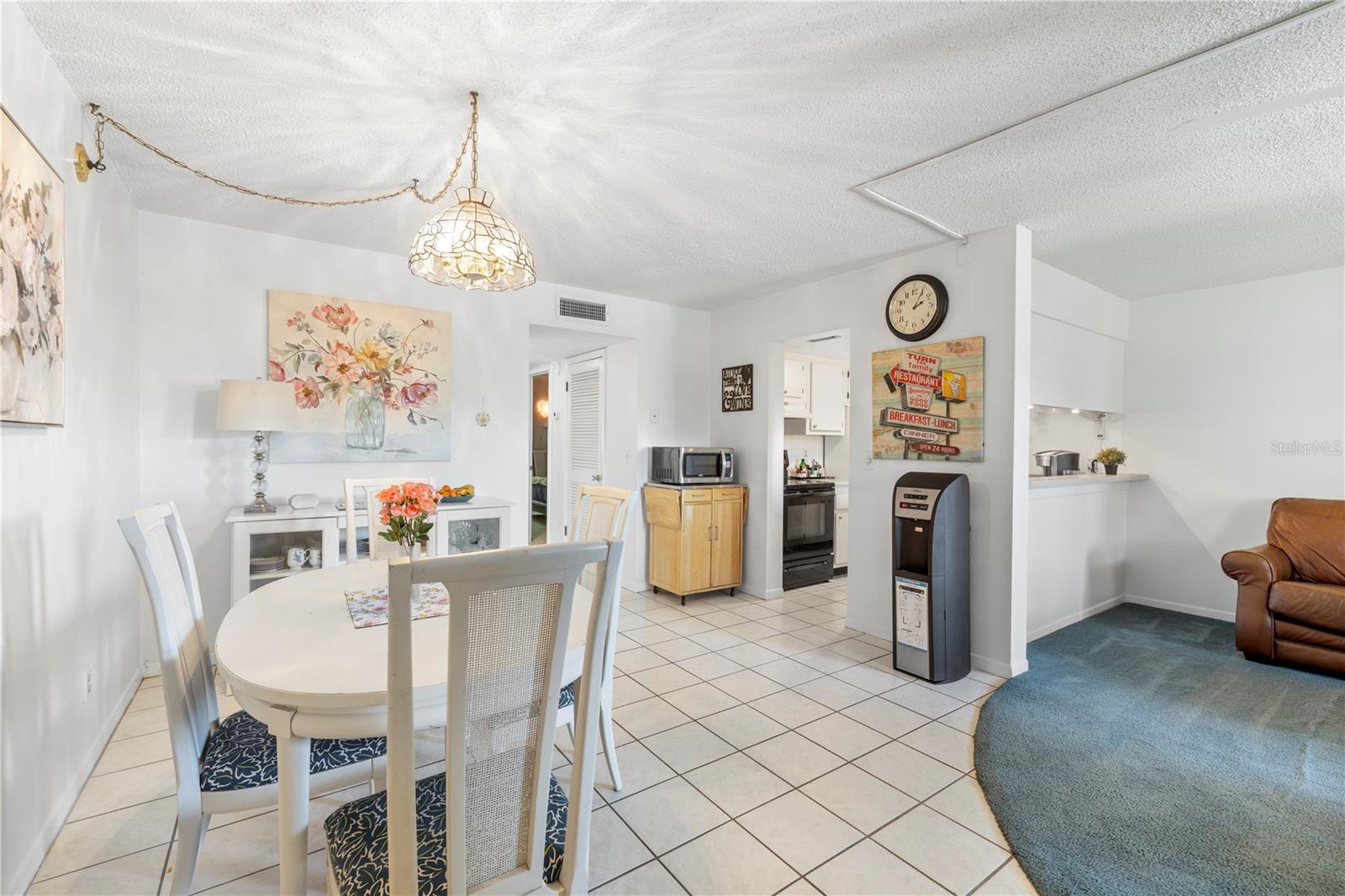 2525 W BAY DR #C21, BELLEAIR BLUFFS, FL, 33770