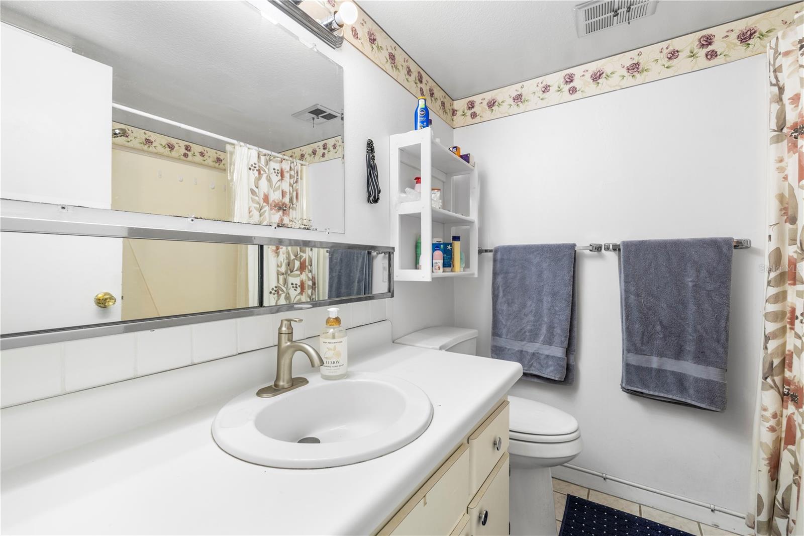 2525 W BAY DR #C21, BELLEAIR BLUFFS, FL, 33770