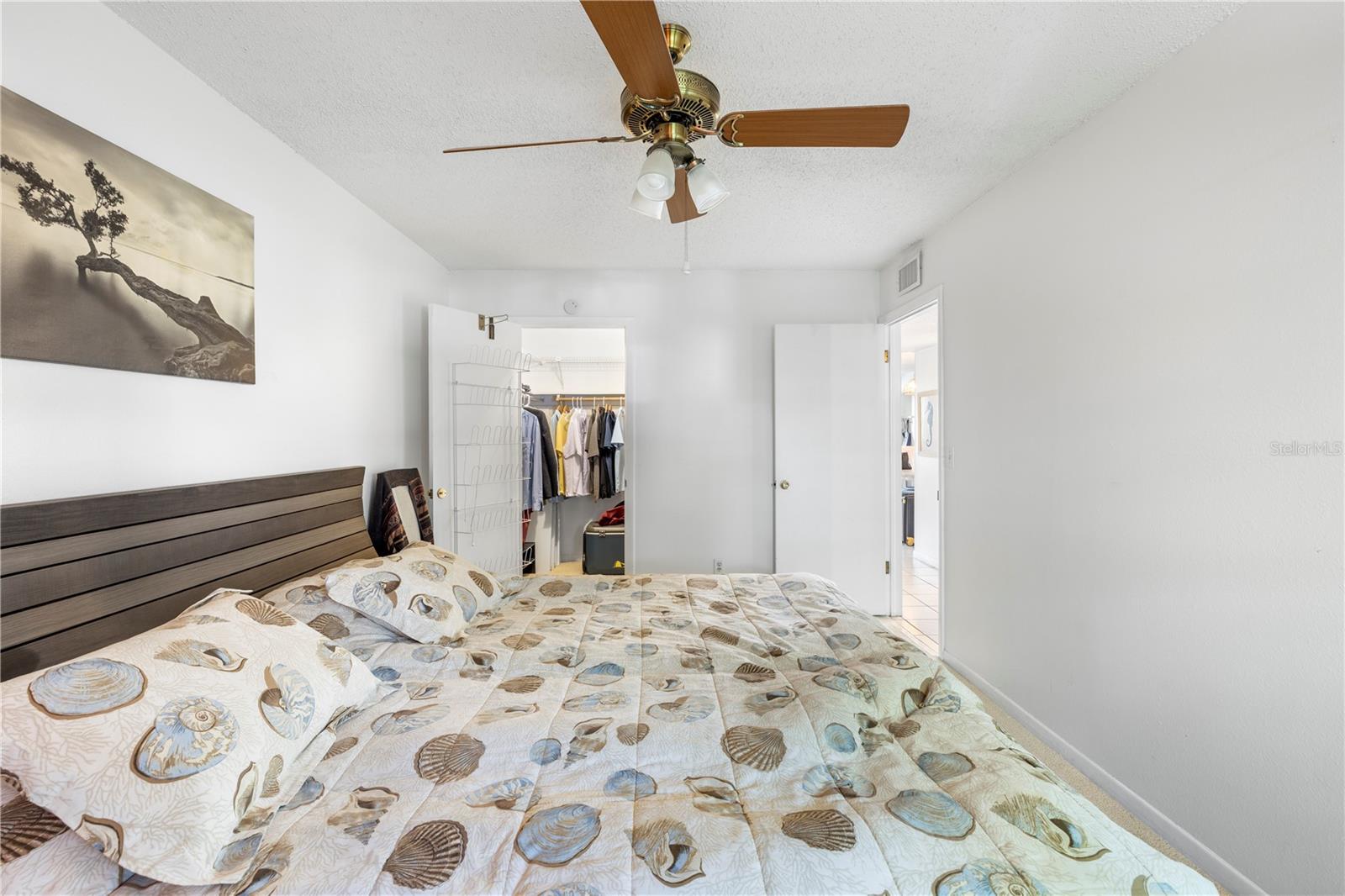 2525 W BAY DR #C21, BELLEAIR BLUFFS, FL, 33770