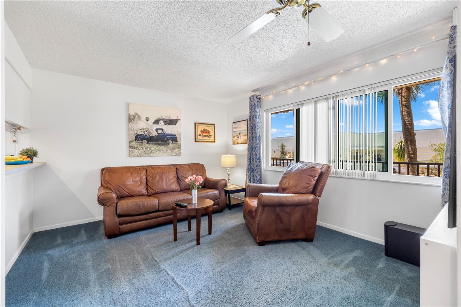 2525 W BAY DR #C21, BELLEAIR BLUFFS, FL, 33770