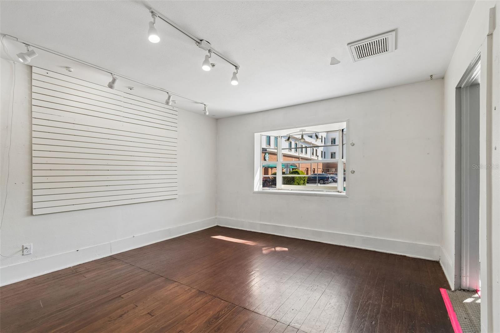 123 2ND AVE S, SAFETY HARBOR, FL, 34695