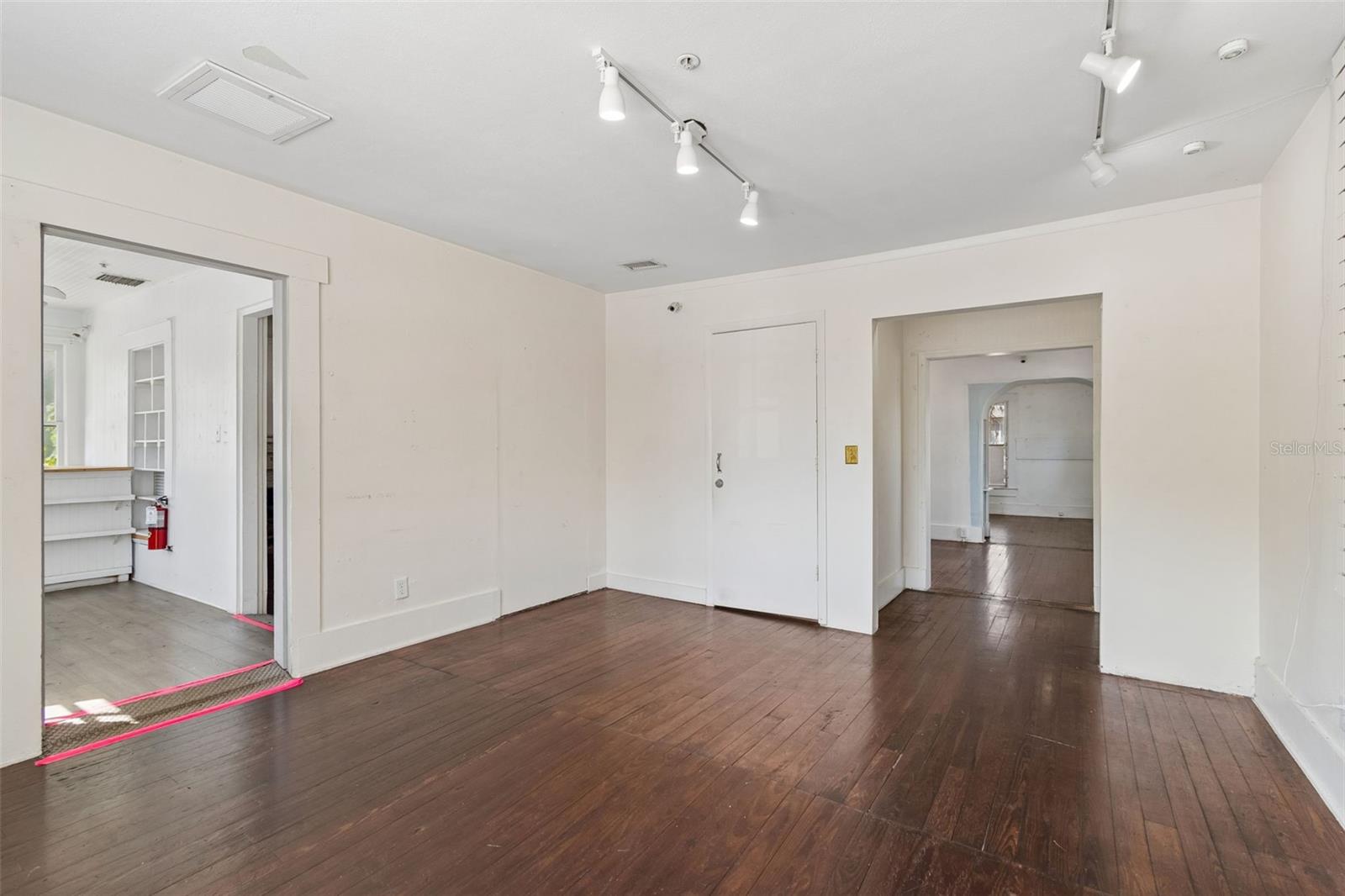 123 2ND AVE S, SAFETY HARBOR, FL, 34695