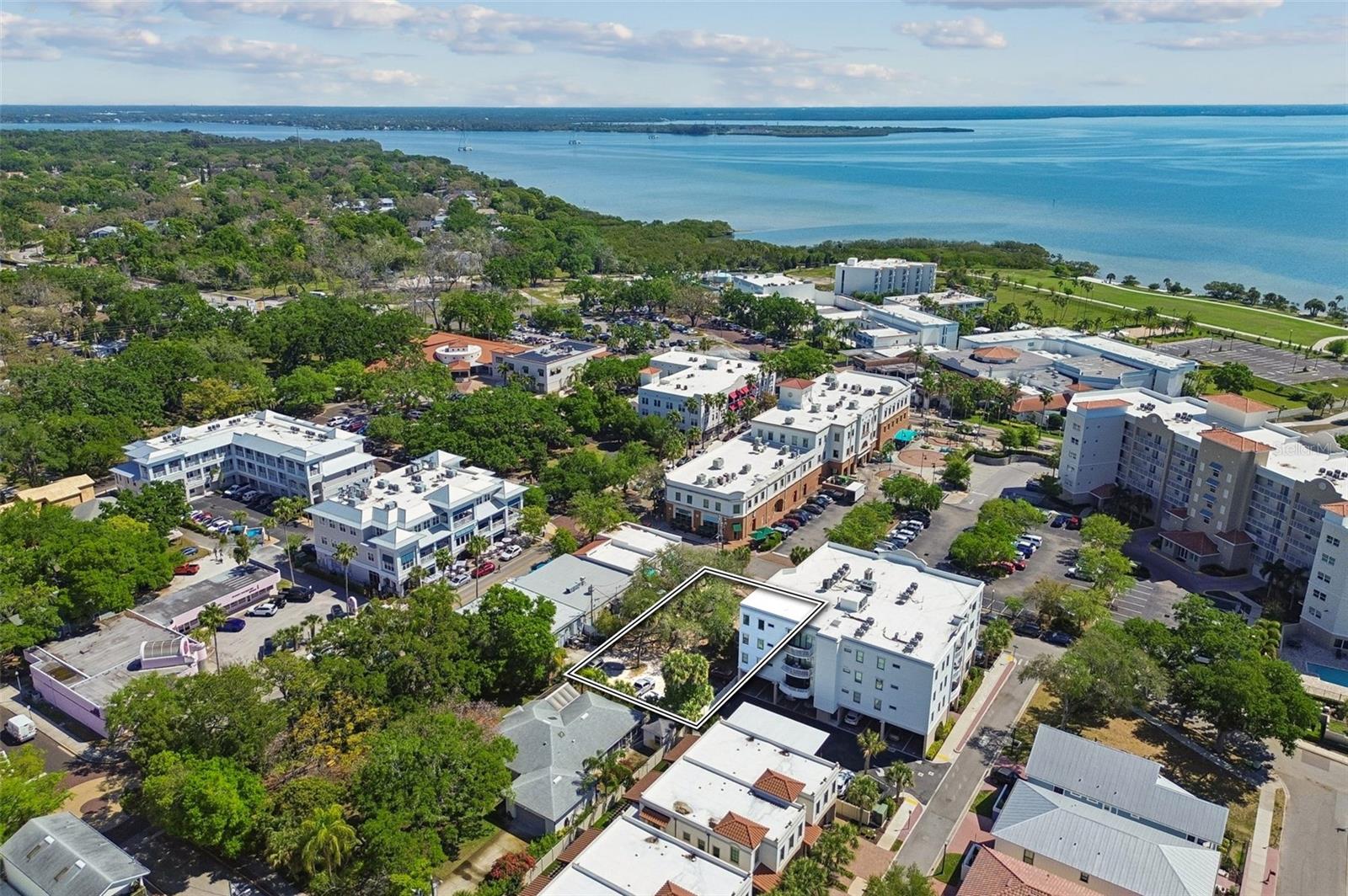 123 2ND AVE S, SAFETY HARBOR, FL, 34695