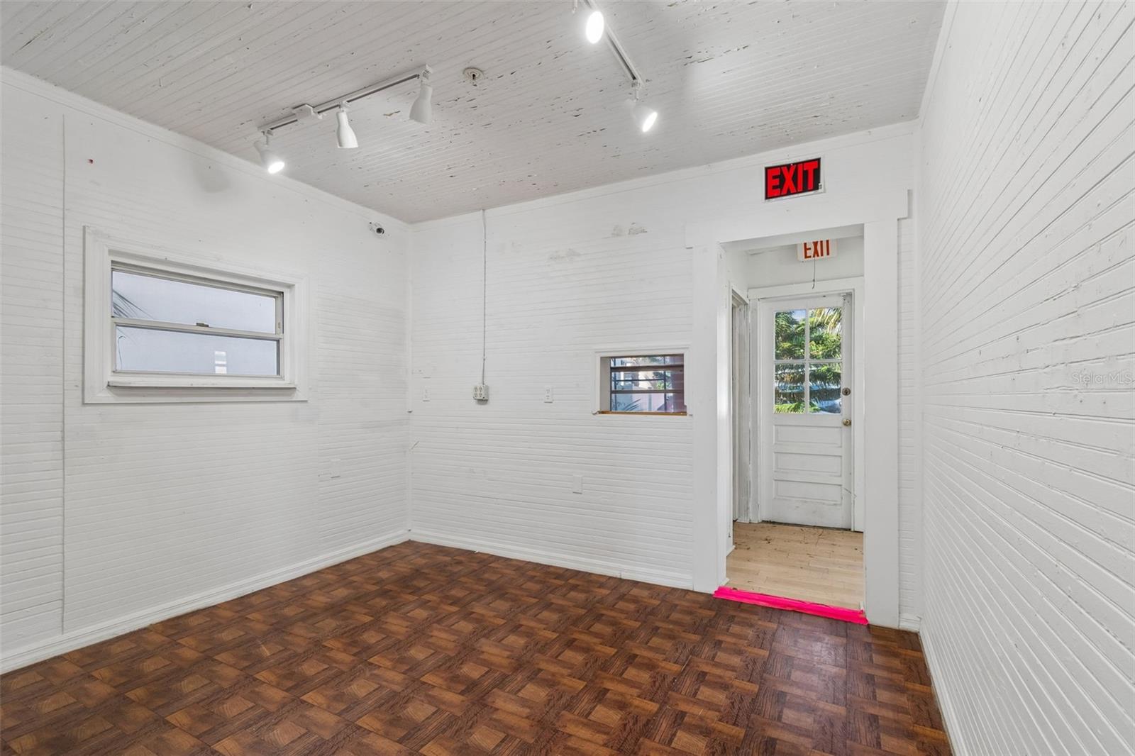 123 2ND AVE S, SAFETY HARBOR, FL, 34695