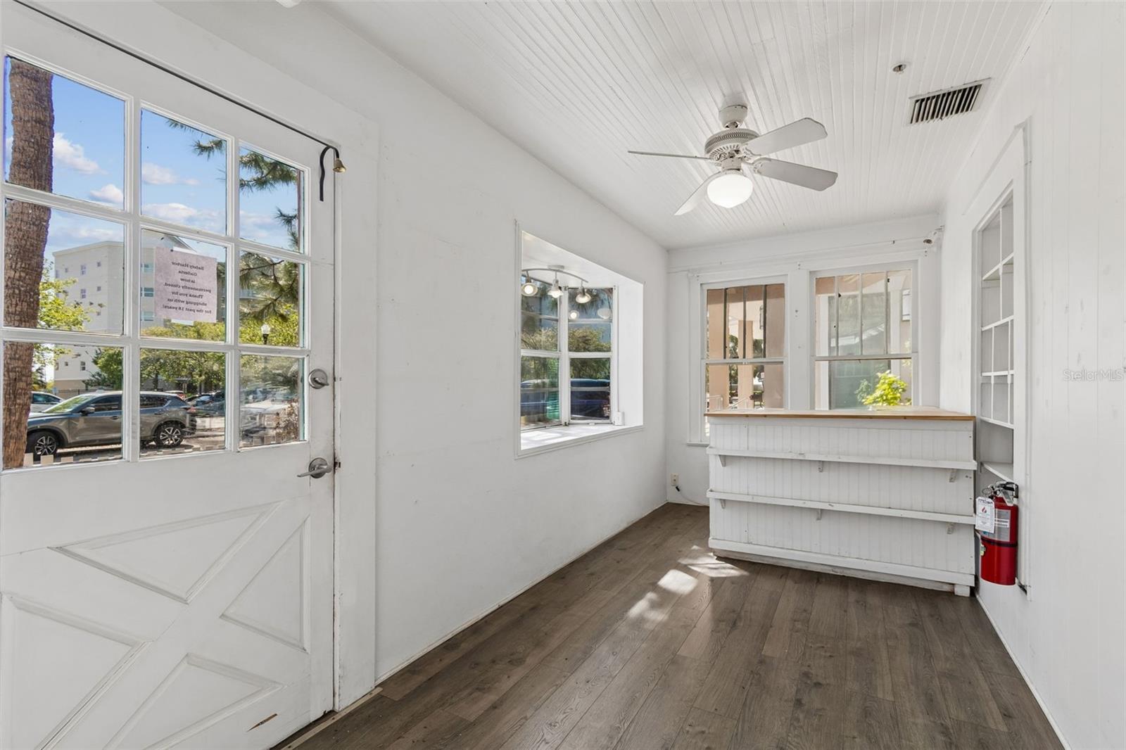 123 2ND AVE S, SAFETY HARBOR, FL, 34695
