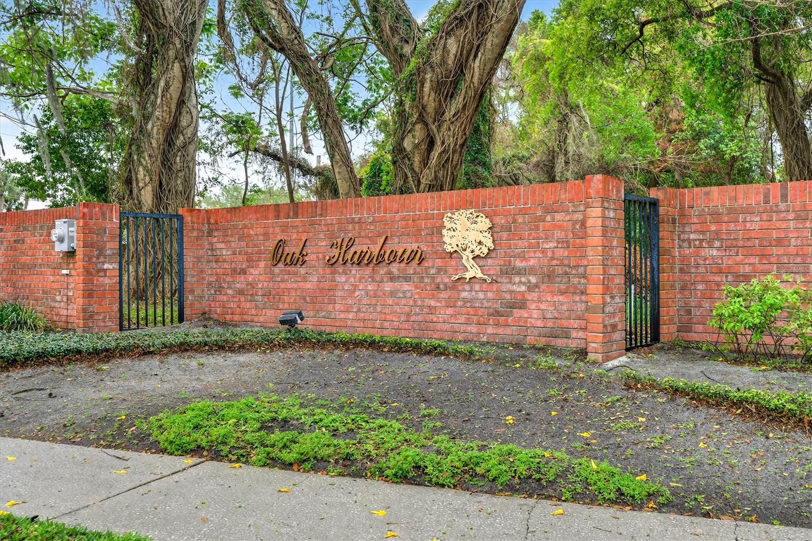 630 MAPLE OAK CIR #102, ALTAMONTE SPRINGS, FL, 32701