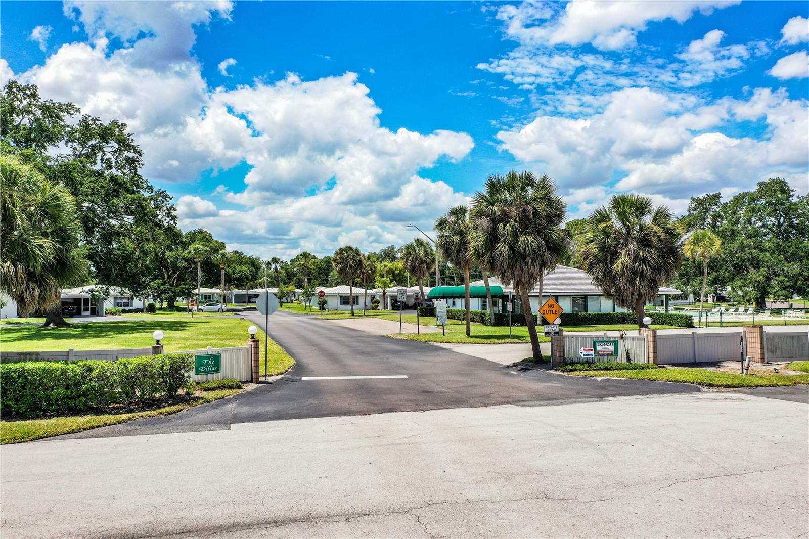 652 COTTAGE LN, LAKELAND, FL, 33803