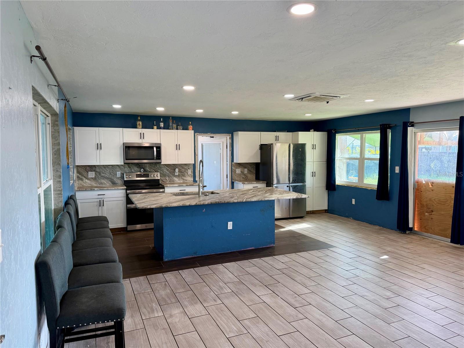 22075 FELTON AVE, PORT CHARLOTTE, FL, 33952