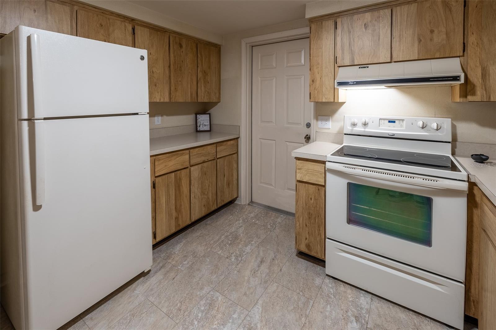 1720 NE 38 AVE, OCALA, FL, 34470