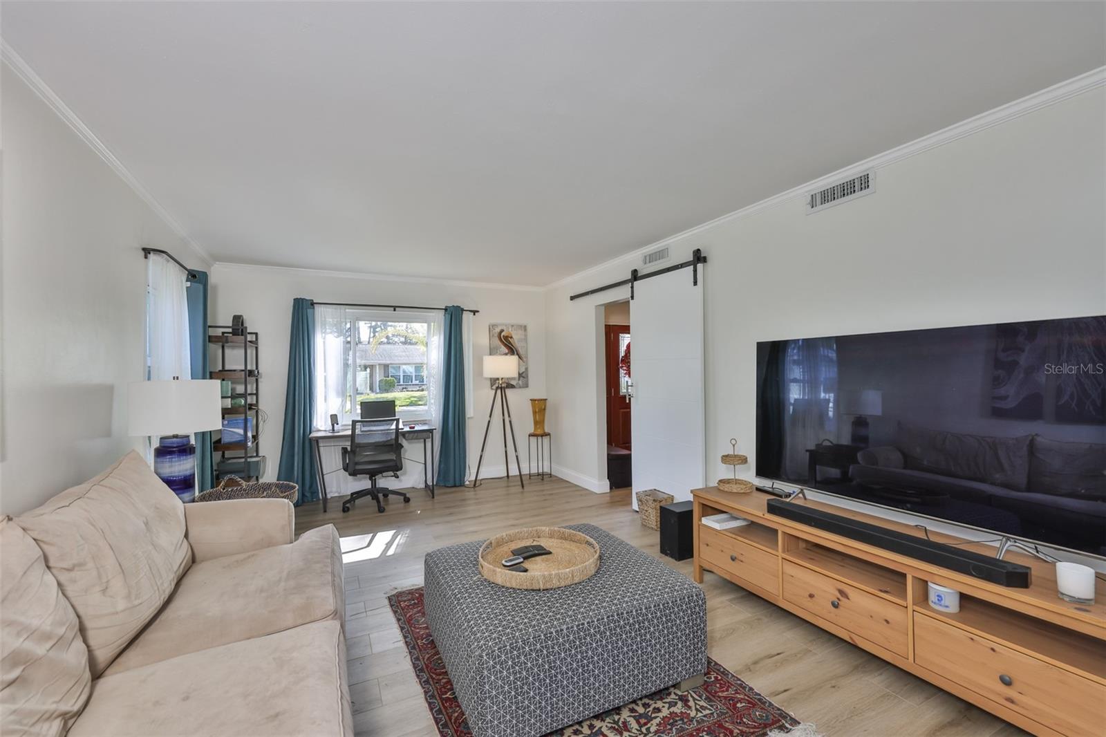 1279 86TH AVE N, ST PETERSBURG, FL, 33702