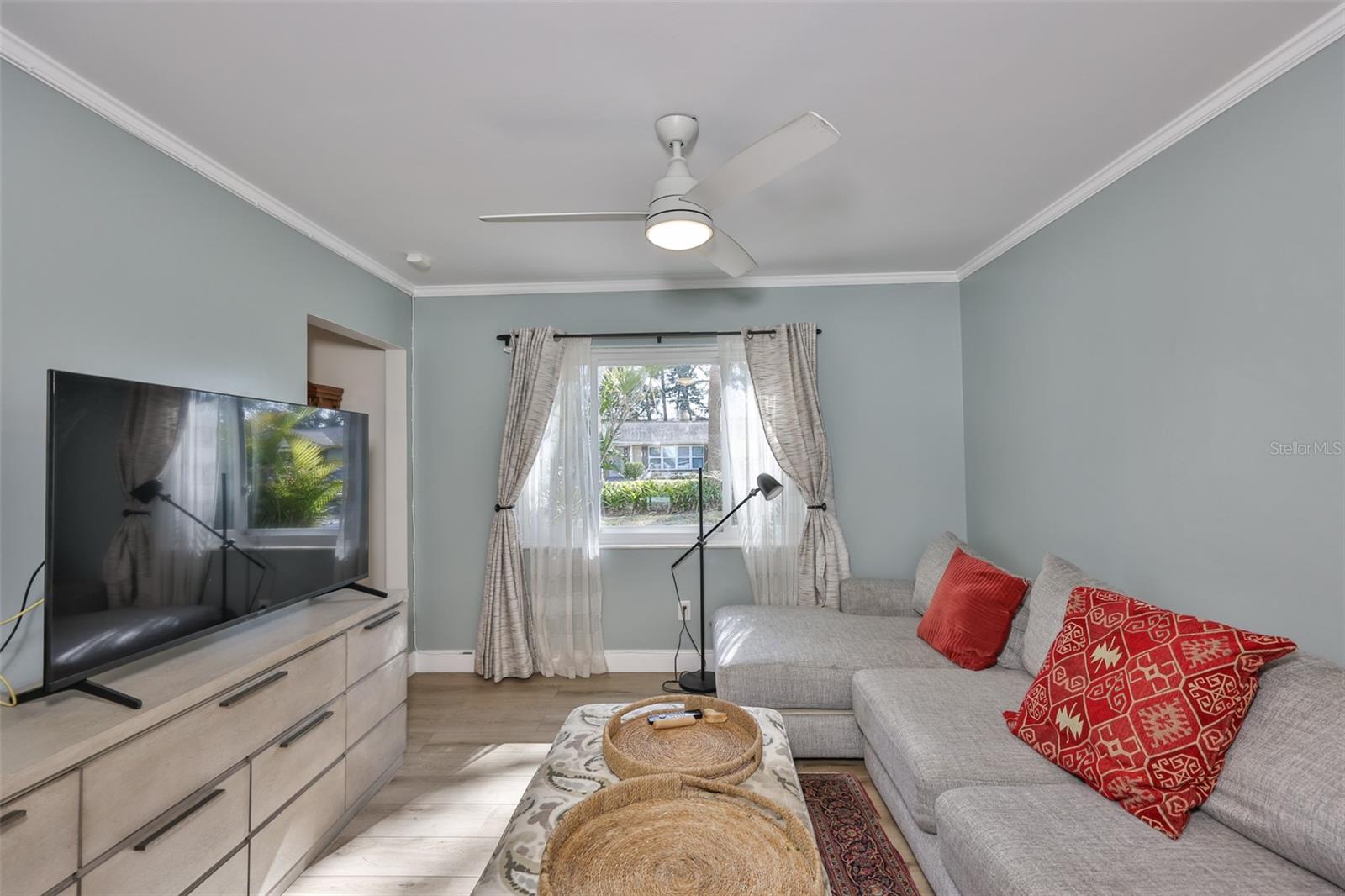 1279 86TH AVE N, ST PETERSBURG, FL, 33702