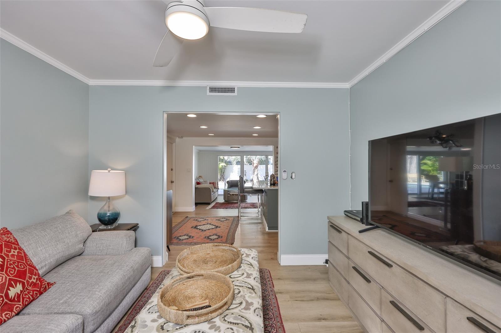 1279 86TH AVE N, ST PETERSBURG, FL, 33702