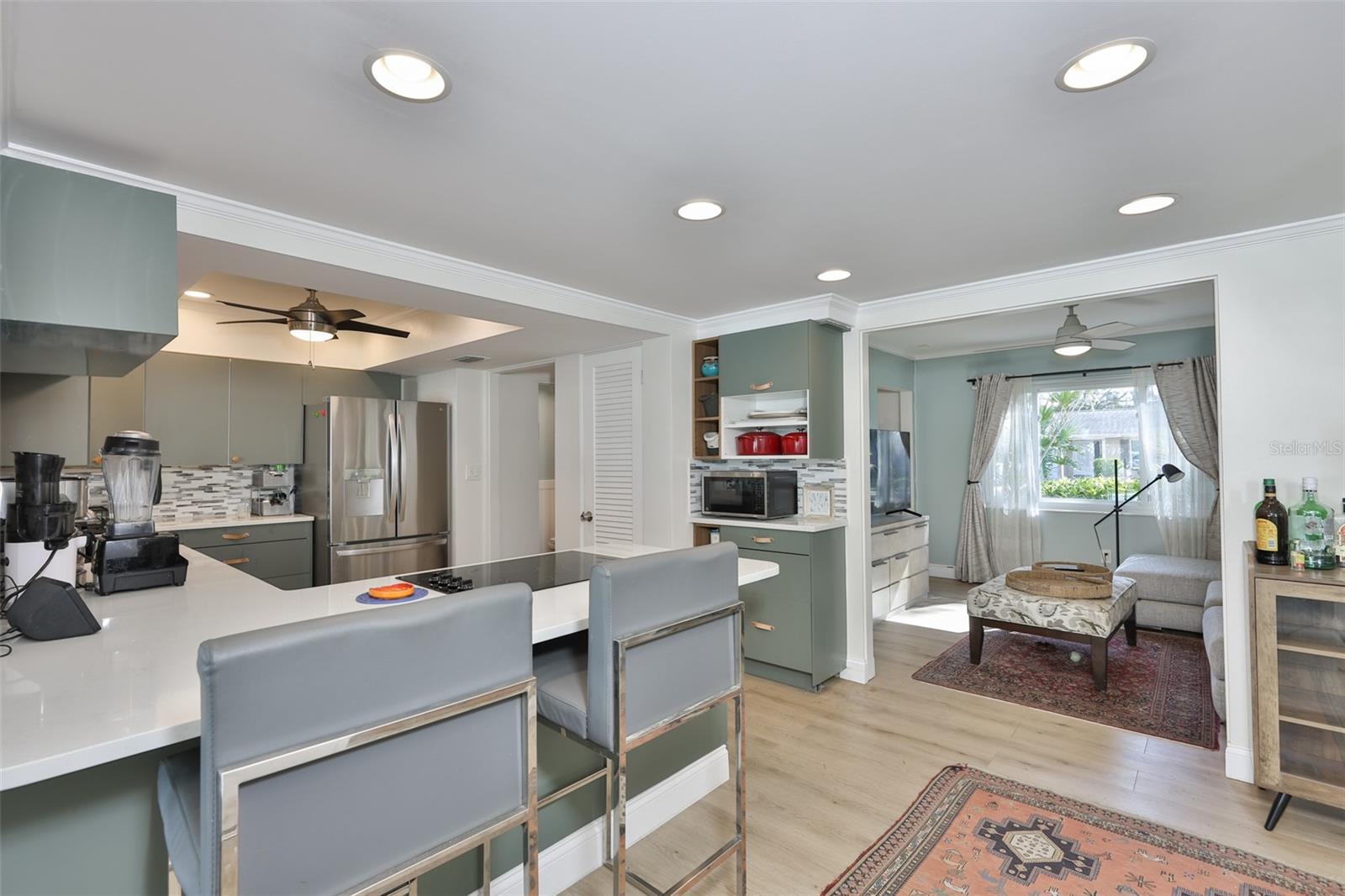 1279 86TH AVE N, ST PETERSBURG, FL, 33702