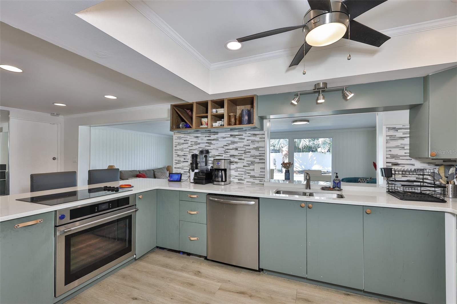 1279 86TH AVE N, ST PETERSBURG, FL, 33702