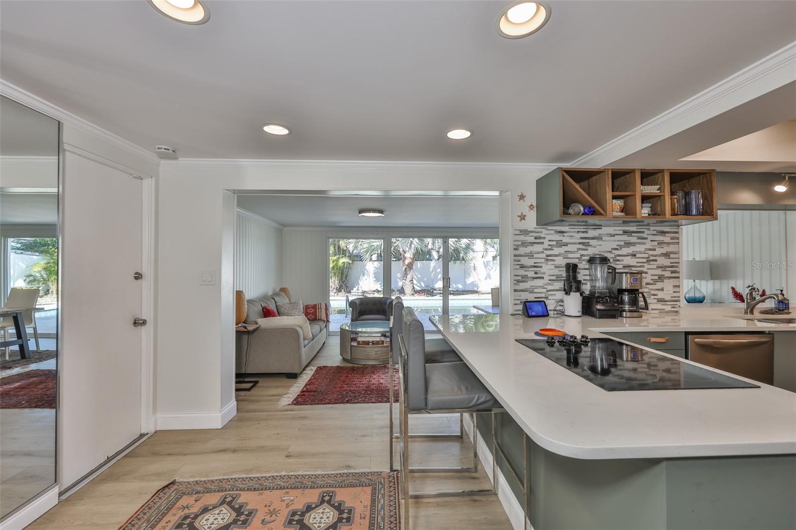 1279 86TH AVE N, ST PETERSBURG, FL, 33702