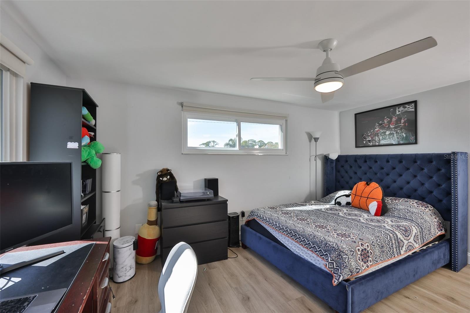 1279 86TH AVE N, ST PETERSBURG, FL, 33702