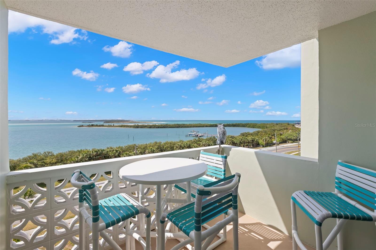 Balcony with stunning water views!