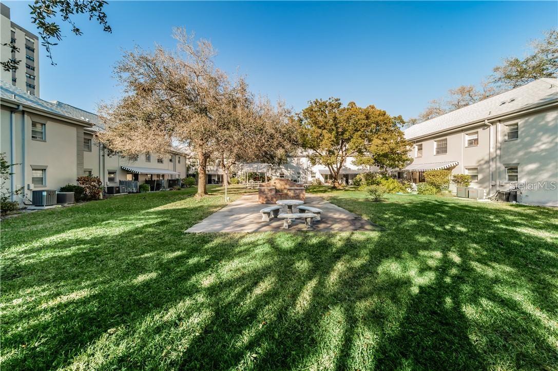 6990 PLACE DE LA PAIX #2B, SOUTH PASADENA, FL, 33707