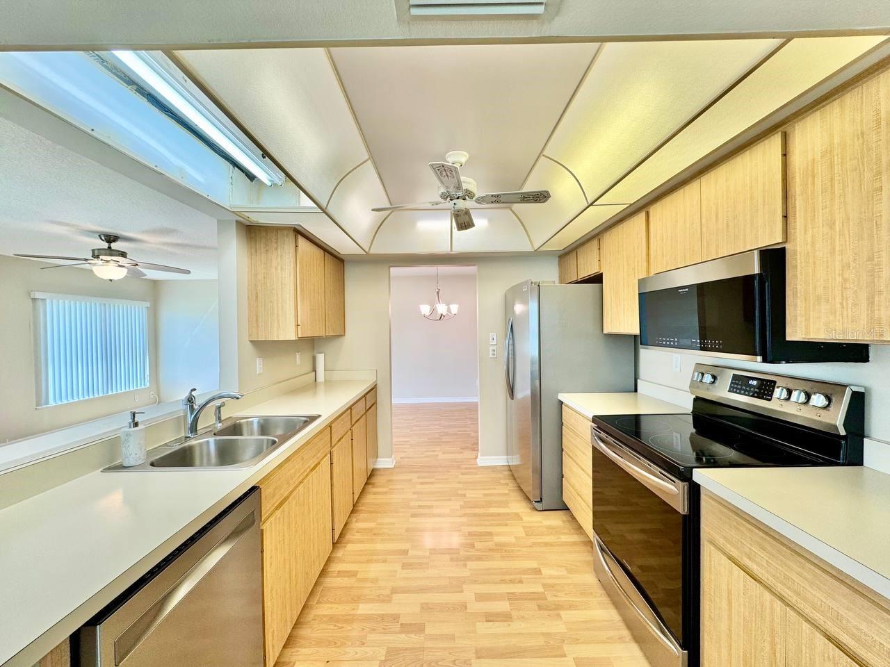 3490 MAINLANDS BLVD S, PINELLAS PARK, FL, 33782