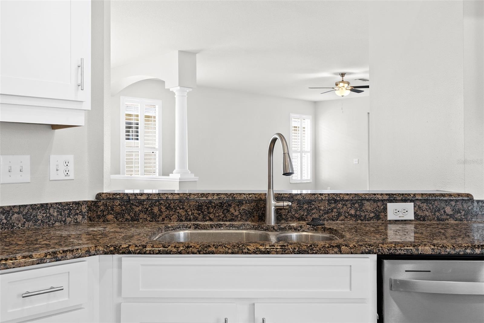 5015 SKY BLUE DR, LUTZ, FL, 33558