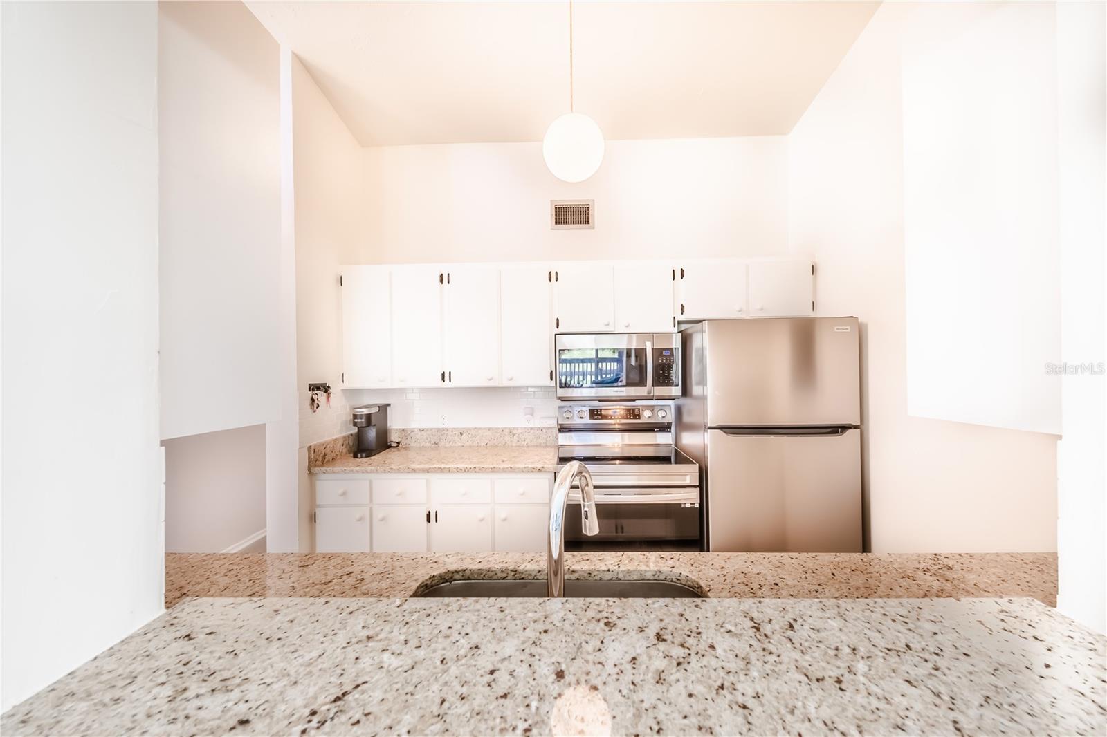 722 WHITE PINE TREE RD #82, VENICE, FL, 34285