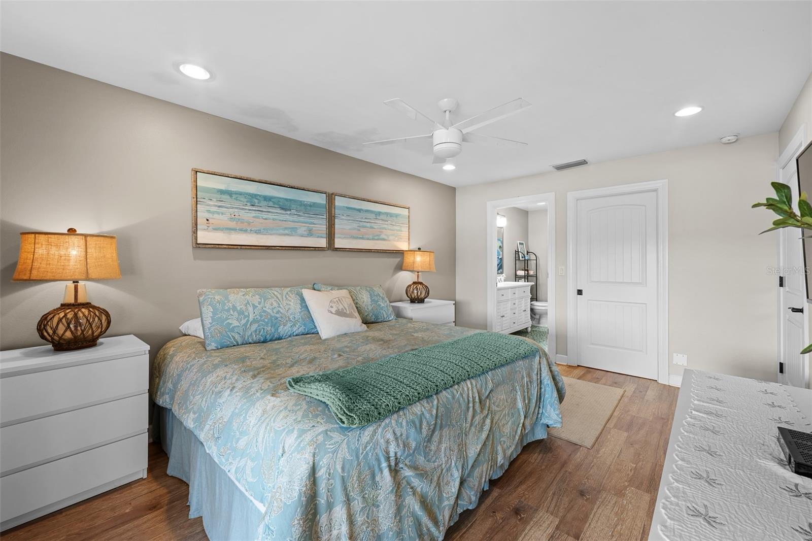 4750 BRITTANY DR S #126, ST PETERSBURG, FL, 33715