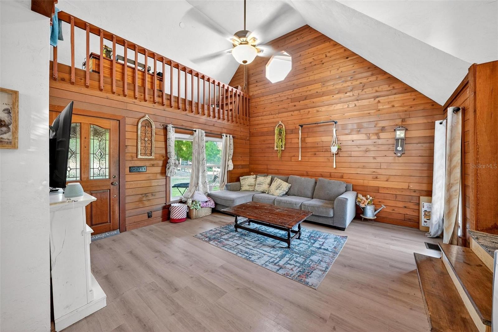 150 CATALINA DR, DEBARY, FL, 32713