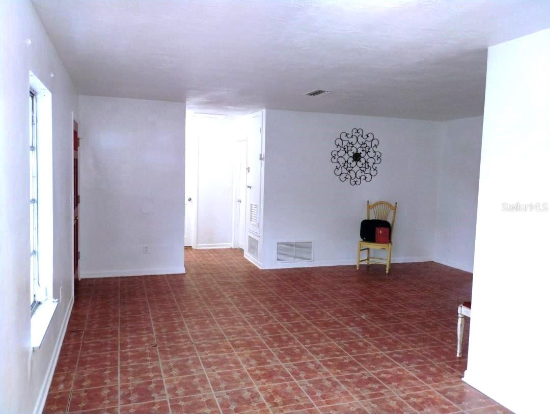 1689 WEYBRIDGE ST, DELTONA, FL, 32725