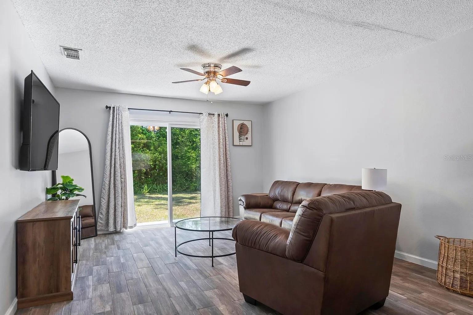 1 BRITTANY LN, PALM COAST, FL, 32137