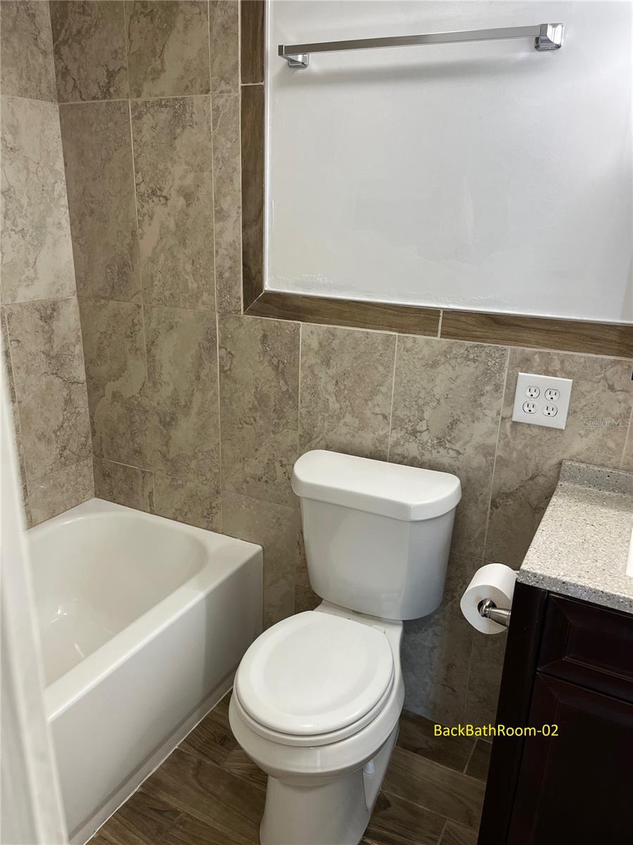 5052 TERRACE CLUB LN #201, TAMPA, FL, 33617