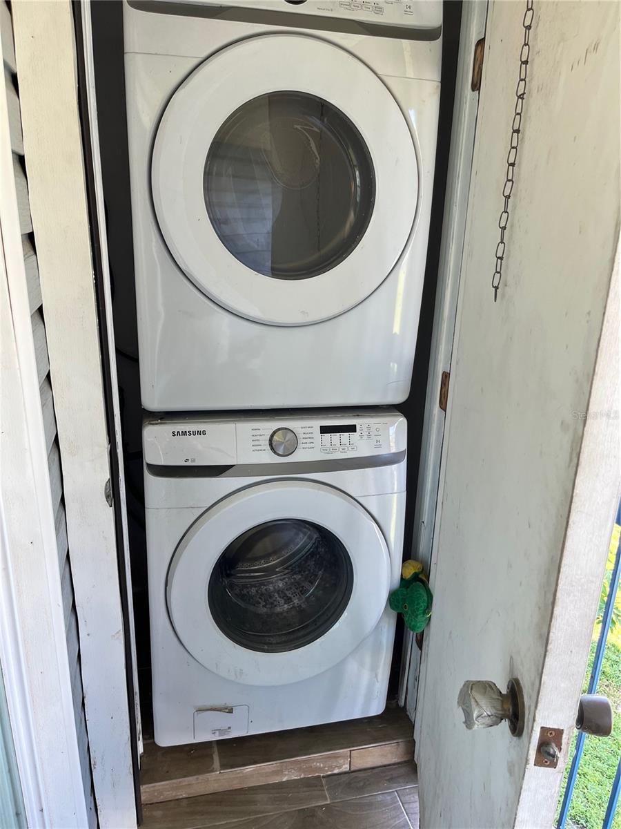 5052 TERRACE CLUB LN #201, TAMPA, FL, 33617