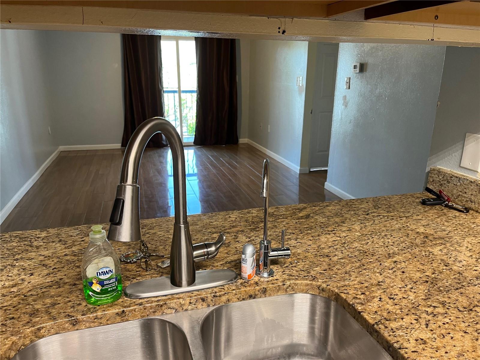 5052 TERRACE CLUB LN #201, TAMPA, FL, 33617