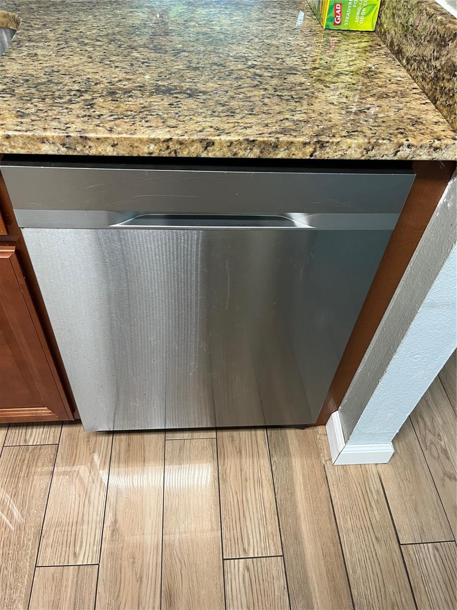 5052 TERRACE CLUB LN #201, TAMPA, FL, 33617