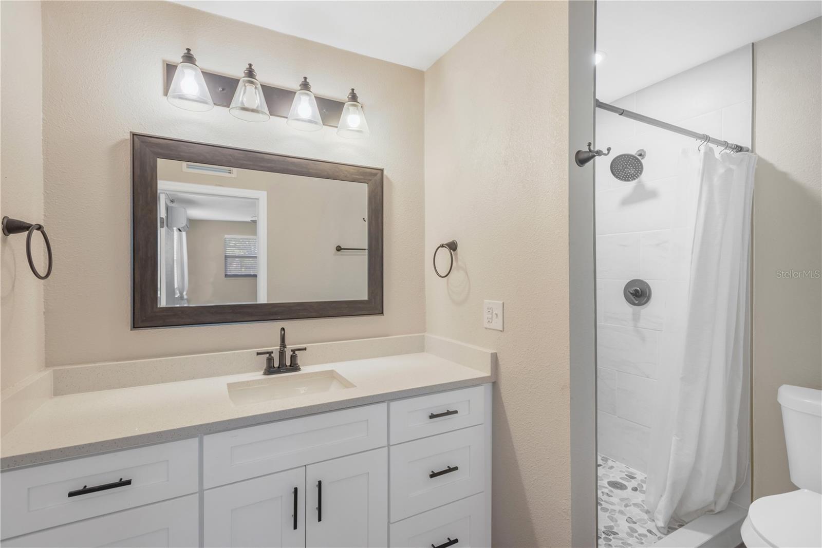 6815 S WALL ST, TAMPA, FL, 33616
