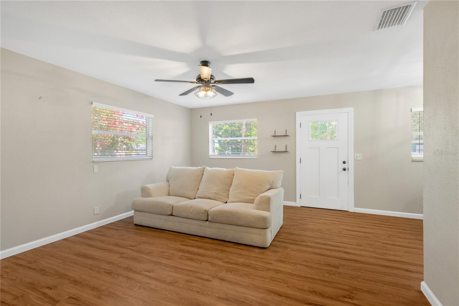 6815 S WALL ST, TAMPA, FL, 33616