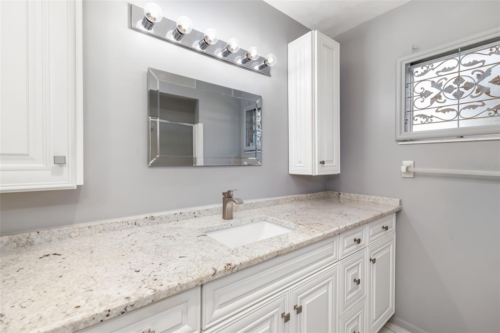 3136 GULF GATE DR, SARASOTA, FL, 34231