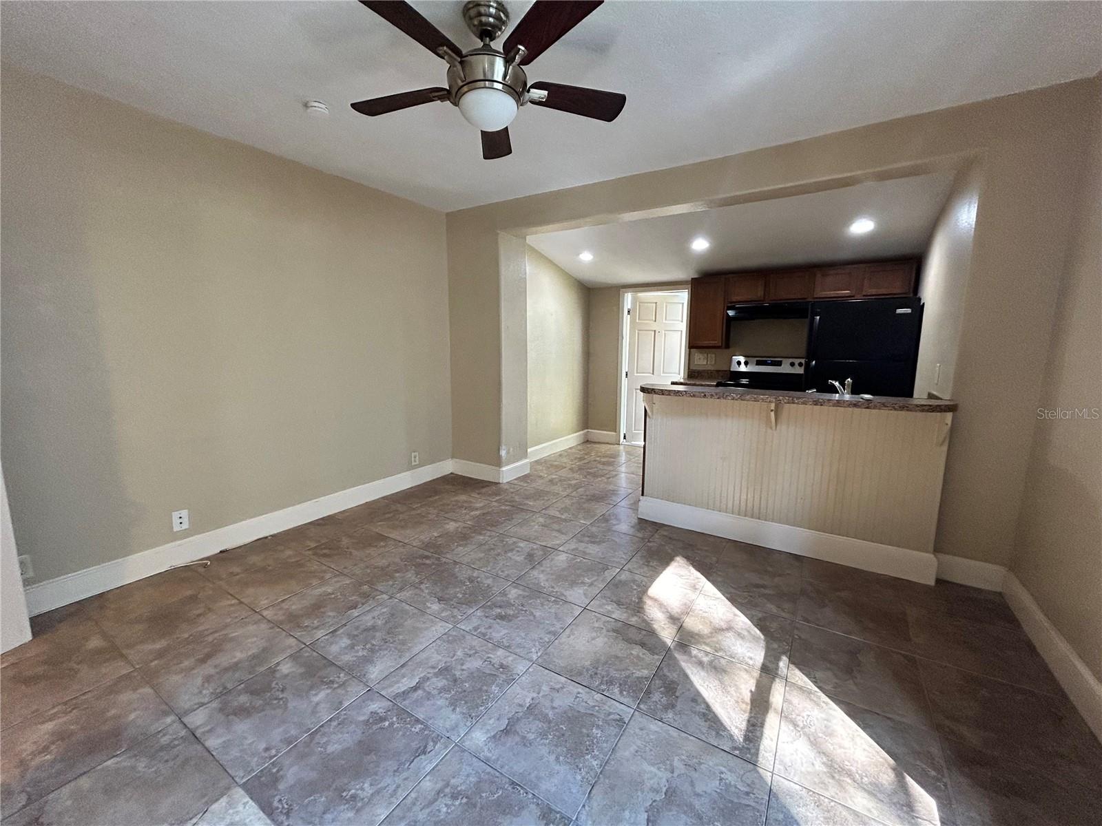 727 DARTMOOR ST N #2, ST PETERSBURG, FL, 33701