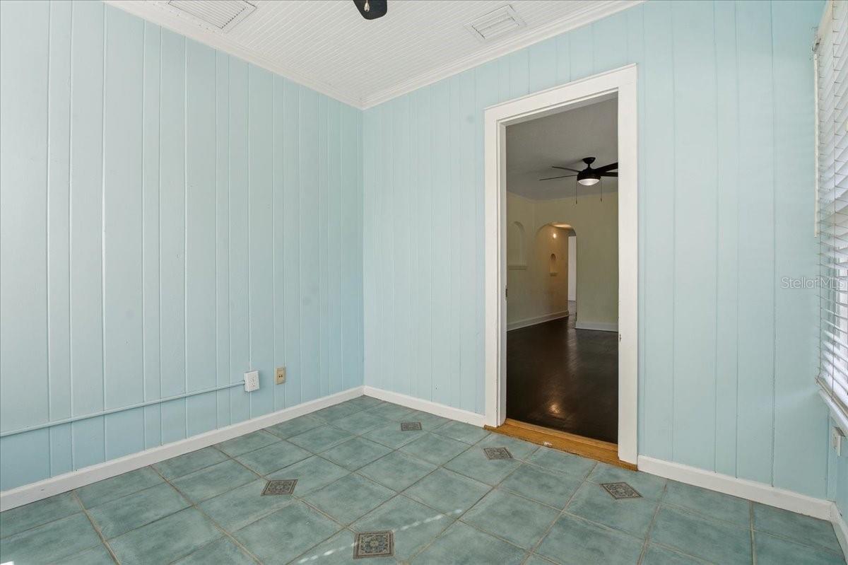 BONUS ROOM/OFFICE SPACE