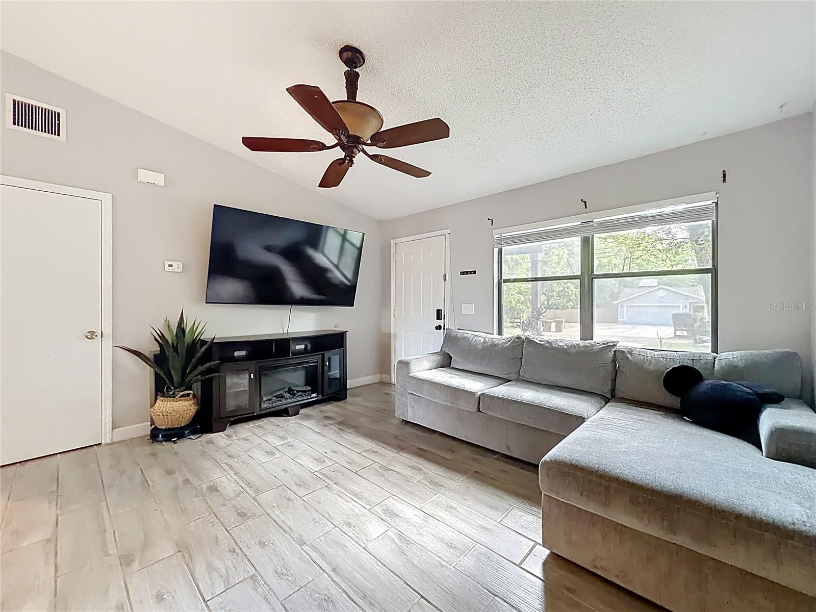 31427 GHENT AVE, MOUNT PLYMOUTH, FL, 32776