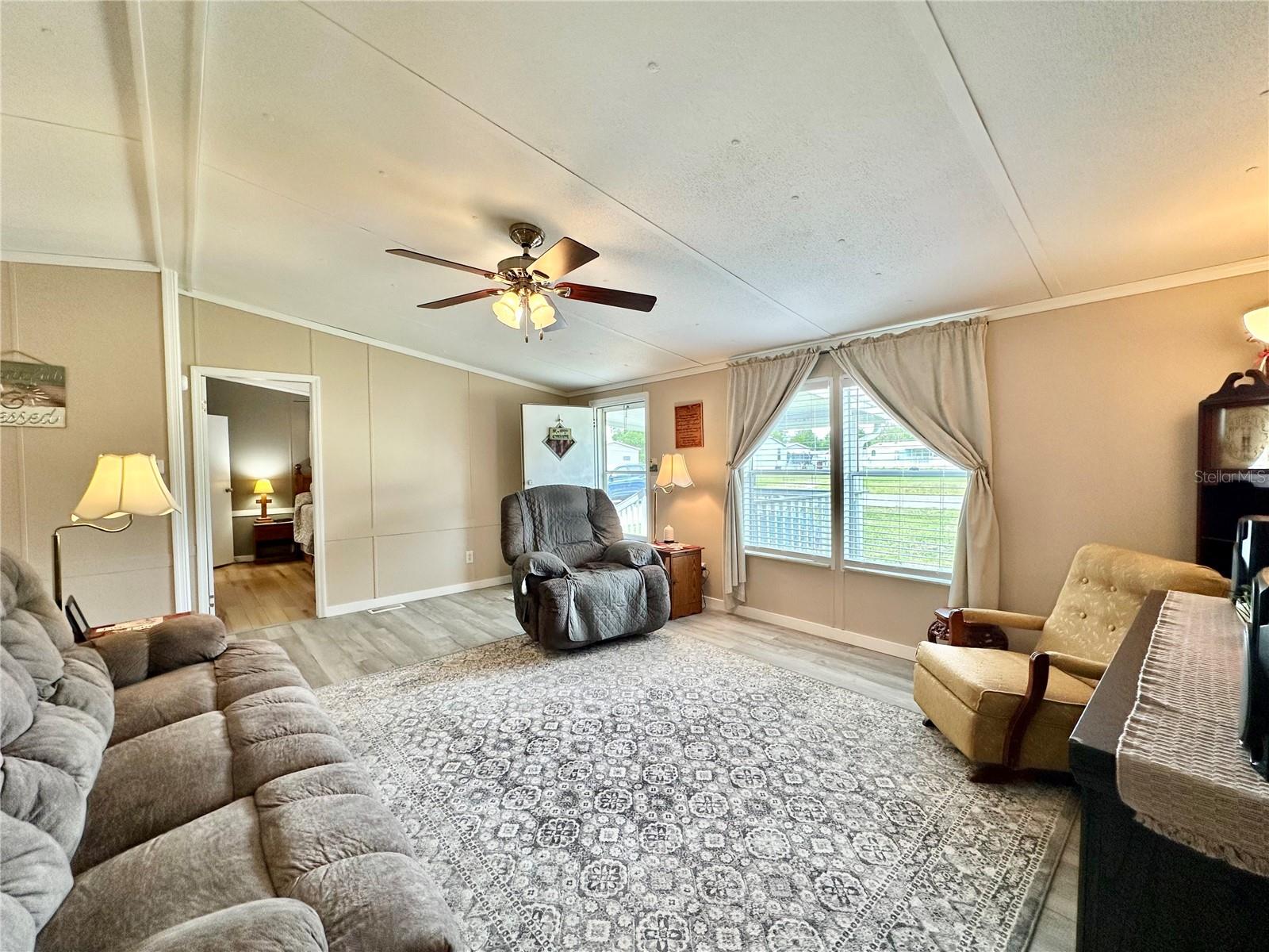 18400 SE 90TH LN, OCKLAWAHA, FL, 32179